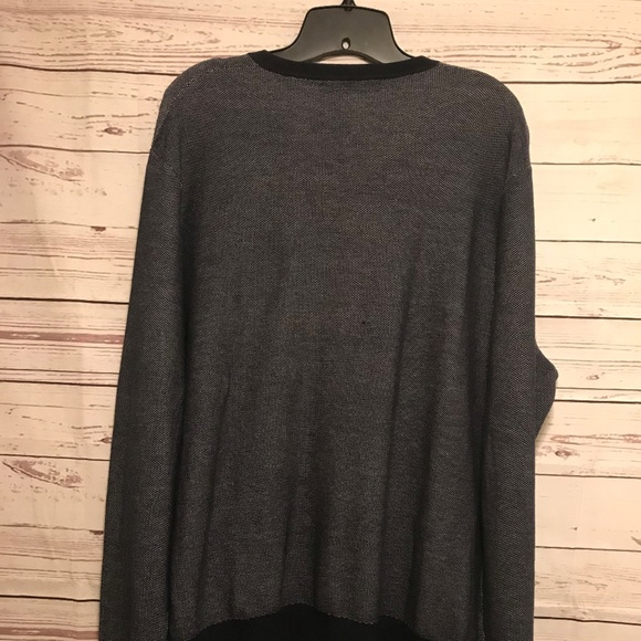 Michael Kors Men's Tuck Stitch V-Neck Navy Sweater - Picture 5 of 8